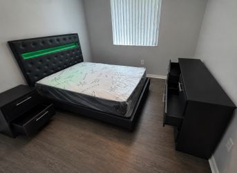 Bedroom set - Juego de cuarto