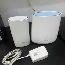 Netgear Orbi Router RBR20 And Extender RBW30