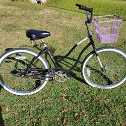 Jamis Women's Earth Cruiser Bike 26" W Basket