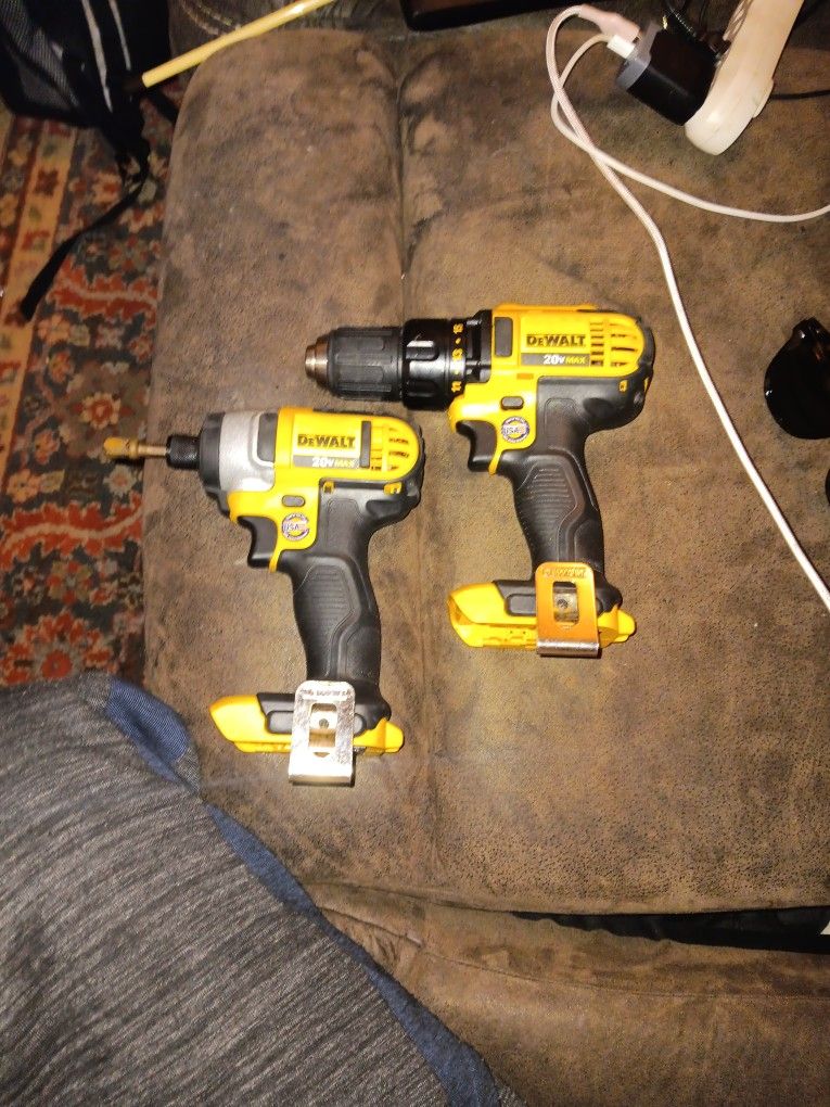 Dewalt 20 Volt MaxCompact And Drill