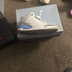 Jordan Retro 3 UNC size 9