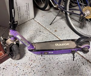 Electric Razor scooter