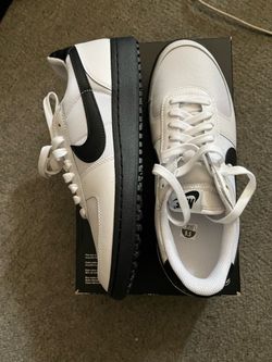Nike new FIELD GENERALS Sz 9.5