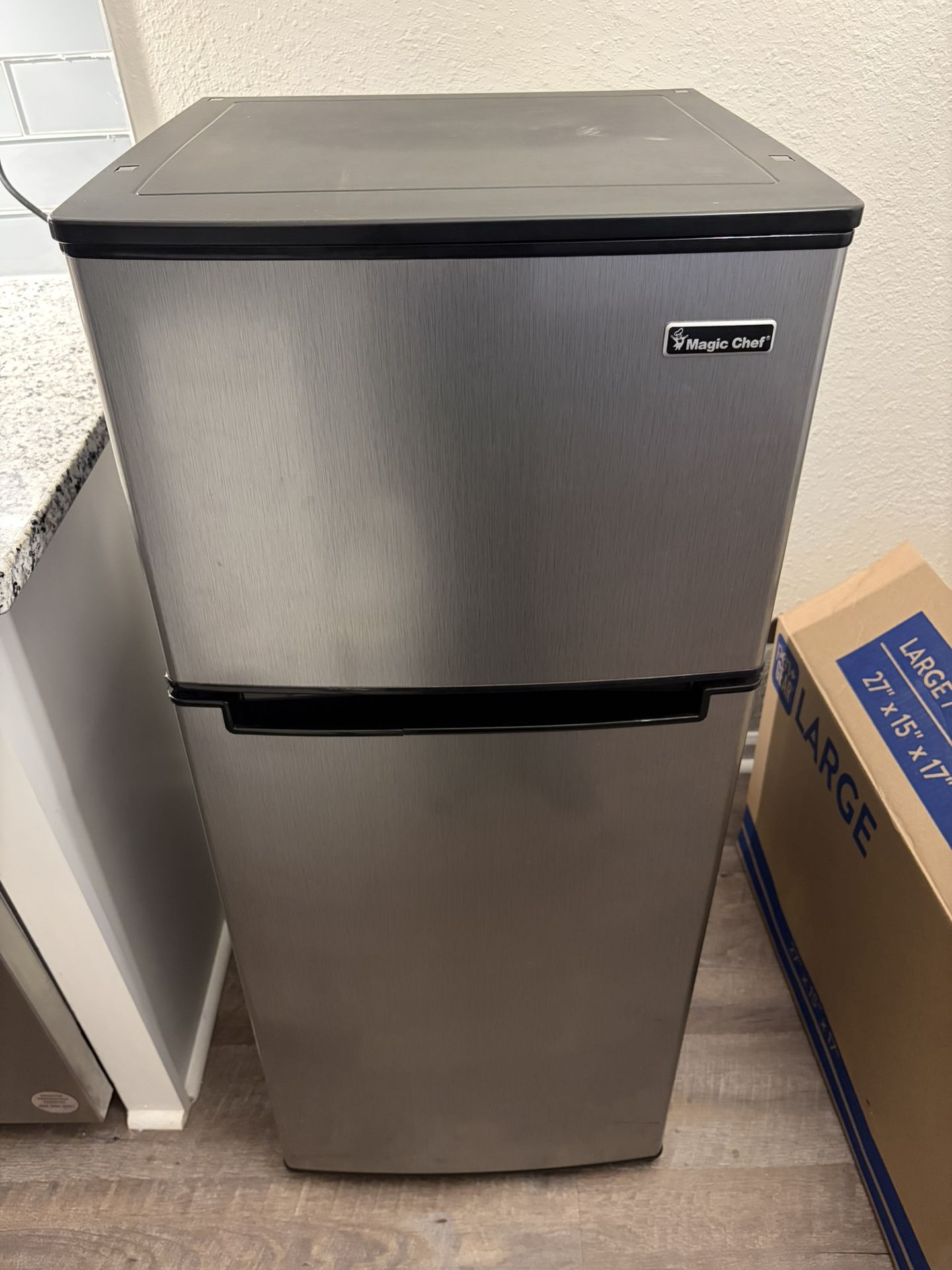 Magic Chef Mini Fridge