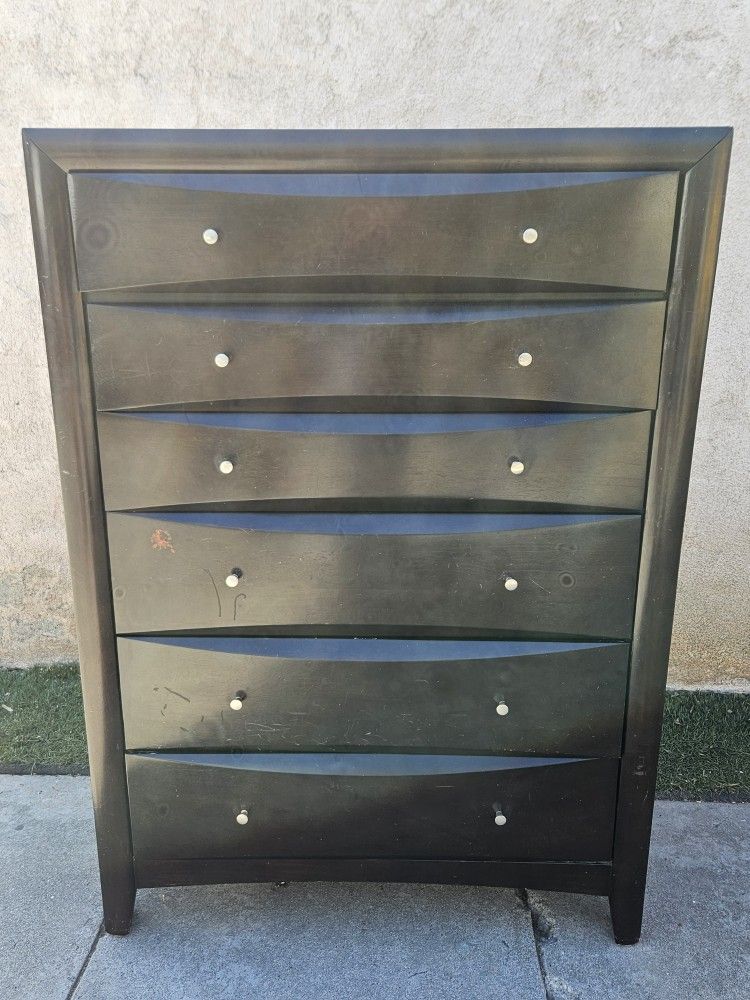 Drawer Need Fix The Drawers