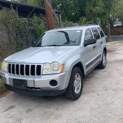 2005 Jeep Grand Cherokee 