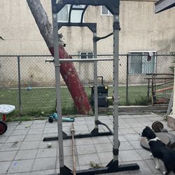 Bench Press , Pull Up Machine 