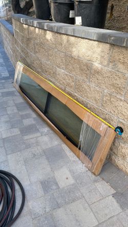Side window
