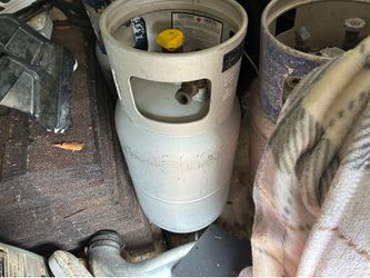 Forklift Tanks