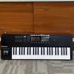 Native Instruments Komplete Kontrol S49 Midi