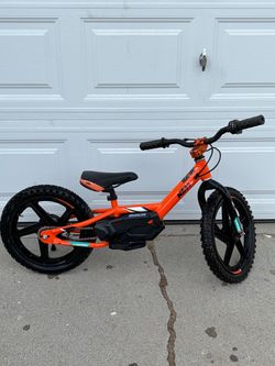 Ktm 16” electric bike STAYC
