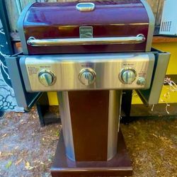 Kenmore Azure 3 Burner Gas Grill  (DELIVERY AVAILABLE)