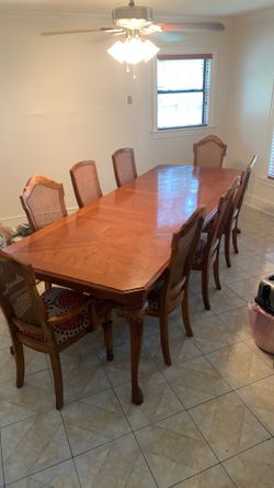 Dining room table