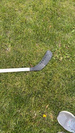 Hockey stick plastic neutral hand