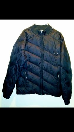 Oakley men's puffer jacket size large