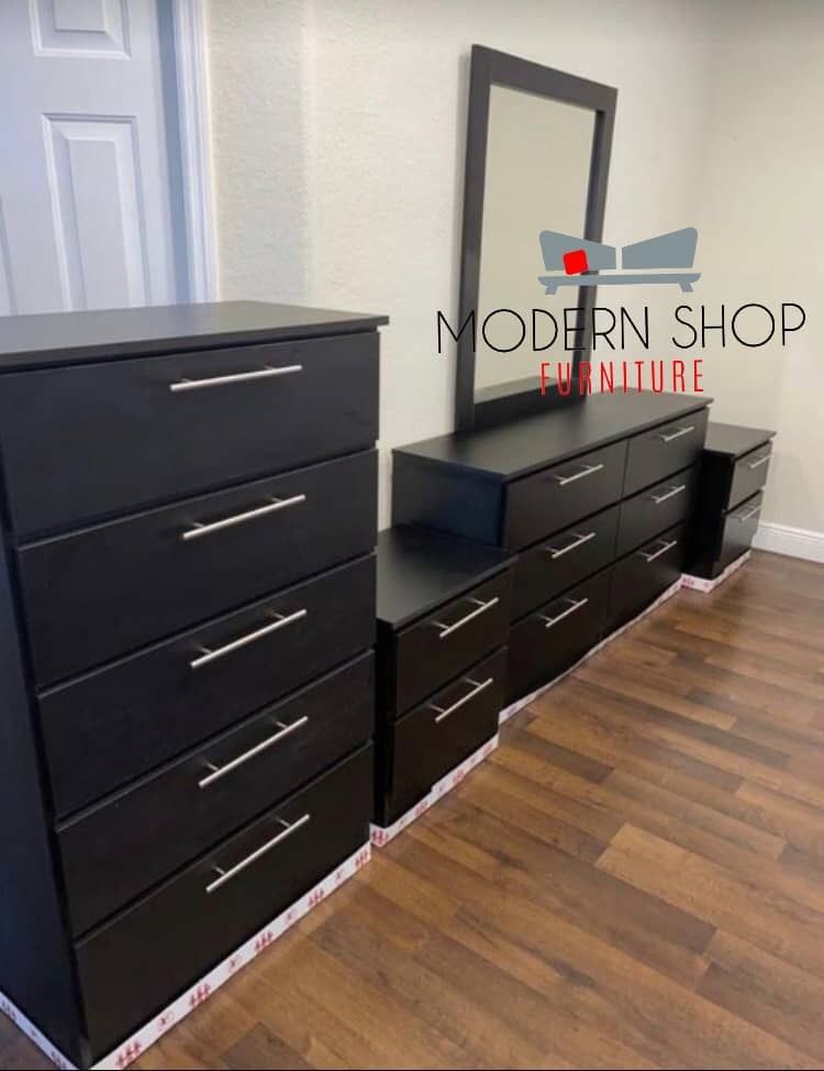 DRESSER WITH MIRROR CHEST AND TWO NIGHSTANDS