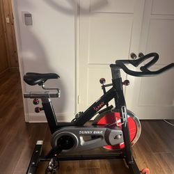 Sunny Health Spin Bike (150$ OBO)