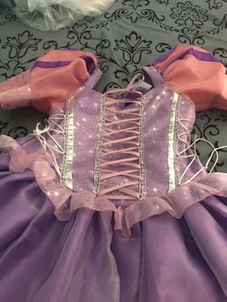 Halloween Costume Disney Rapunzel