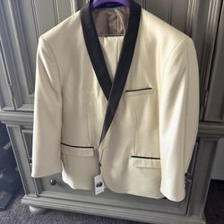 Retro Paris Suit