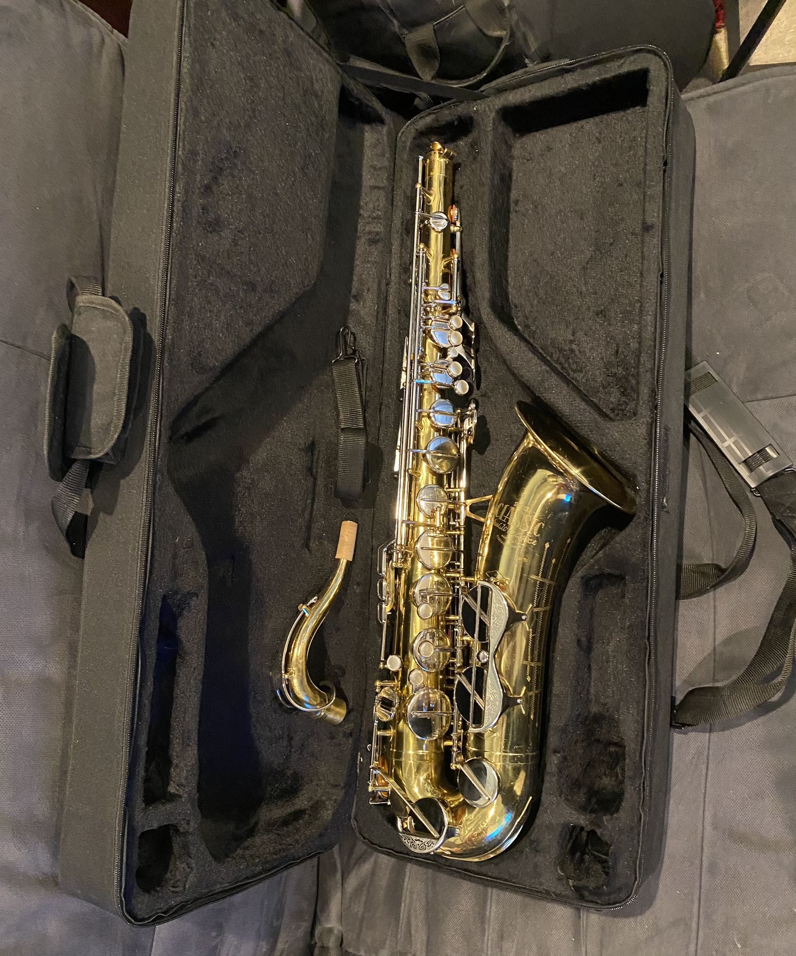 Tenor Saxophone Amati Kraclice for Sale in Everett, WA OfferUp