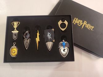 Warner Bros Horcrux Bookmark Collection New