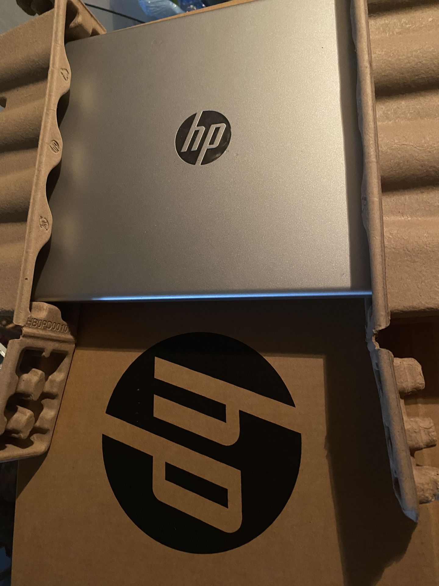 Windows 11 HP Pavilion 15.6" FHD Laptop 5 7520U APU AMD Ryzen 5
