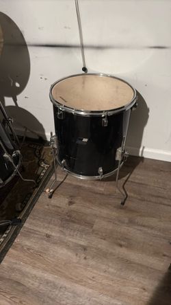 Black Floor Tom Drum with Stand
