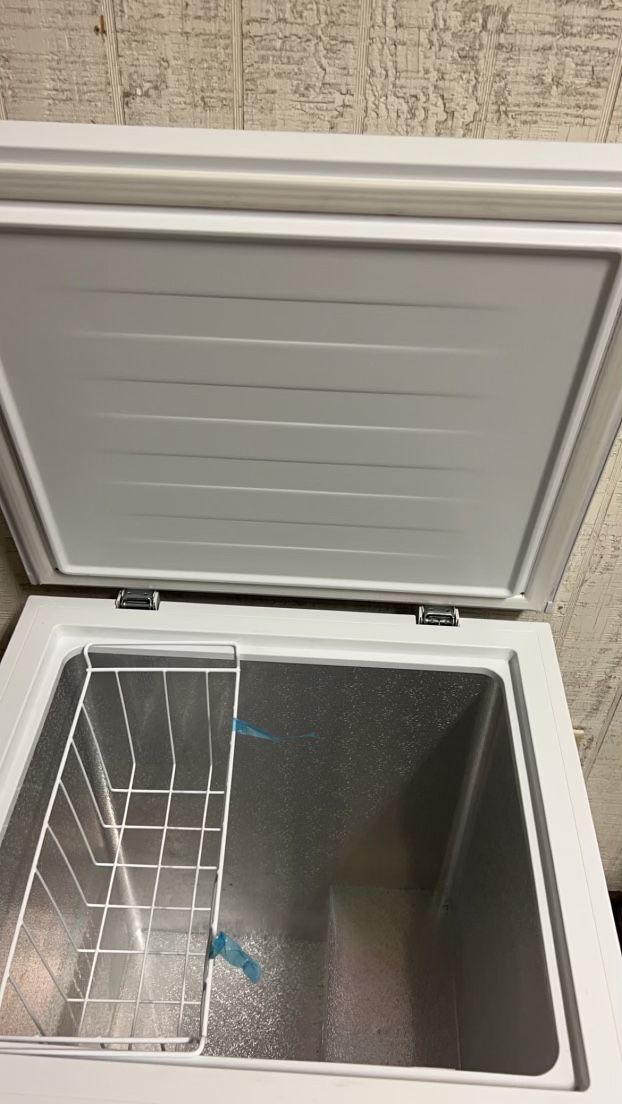 Hisense Deep Freezer for Sale in Joint Base Lewismcchord, WA OfferUp