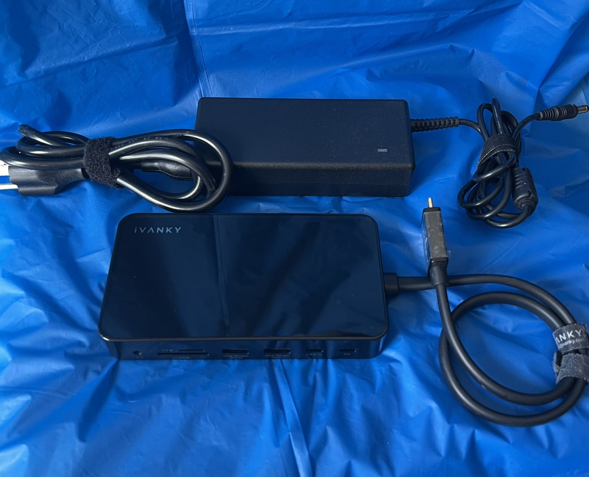 iVANKY FusionDock 1 MacBook Pro Docking Station -CONNECT DUAL 4K MONITORS TO MACBOOK Laptop