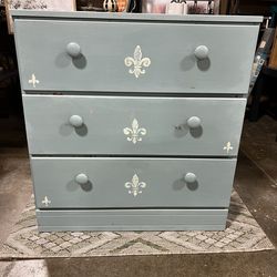 Painted Dresser – Blue Gray with Fleur-de-Lis Design