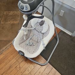 Graco Baby Swing