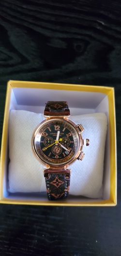 women watch