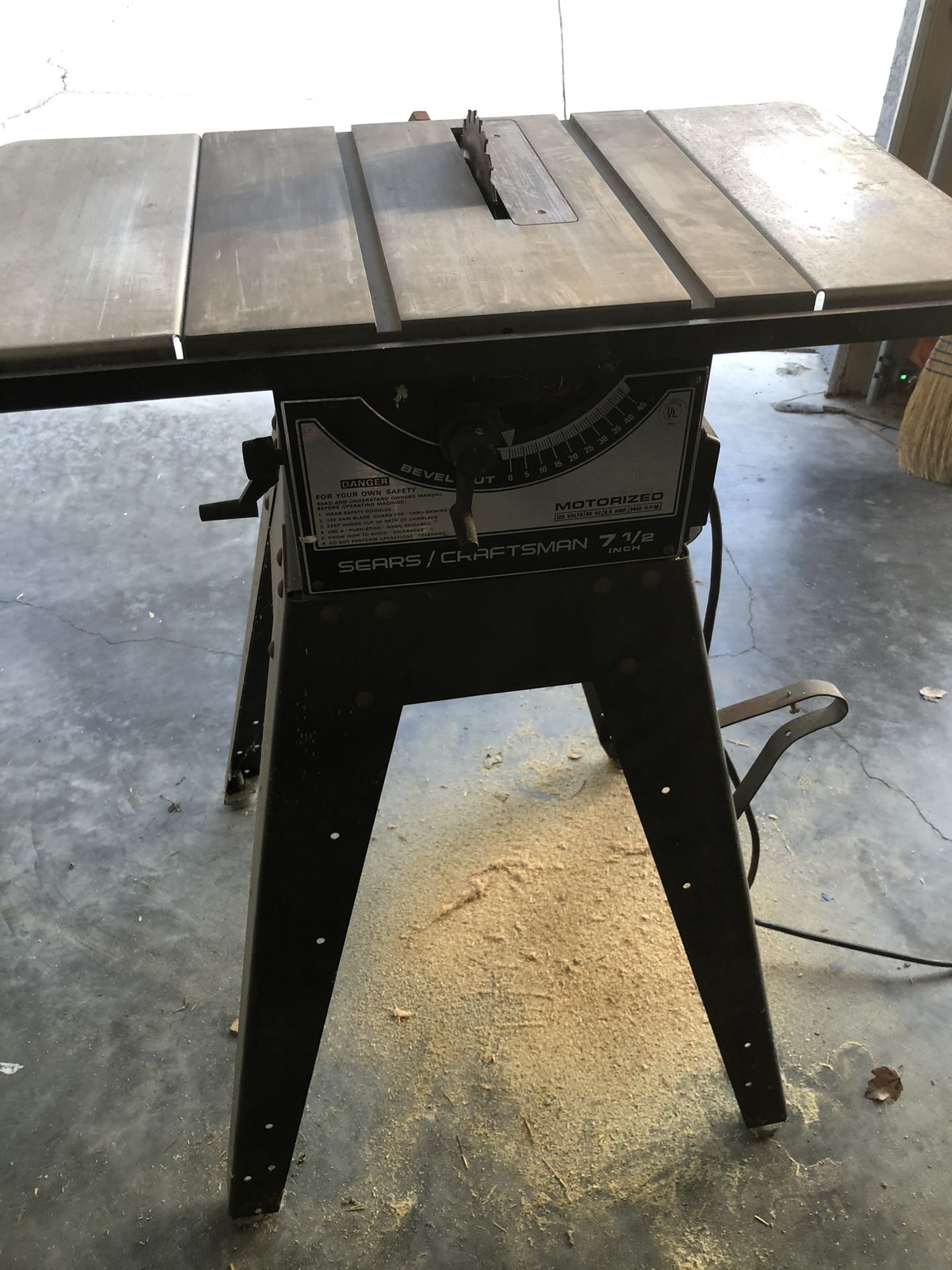 SEARS / CRAFTSMAN 7 1/2” TABLE SAW
