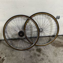Vintage Road Bike Wheels And Tires 700X28C