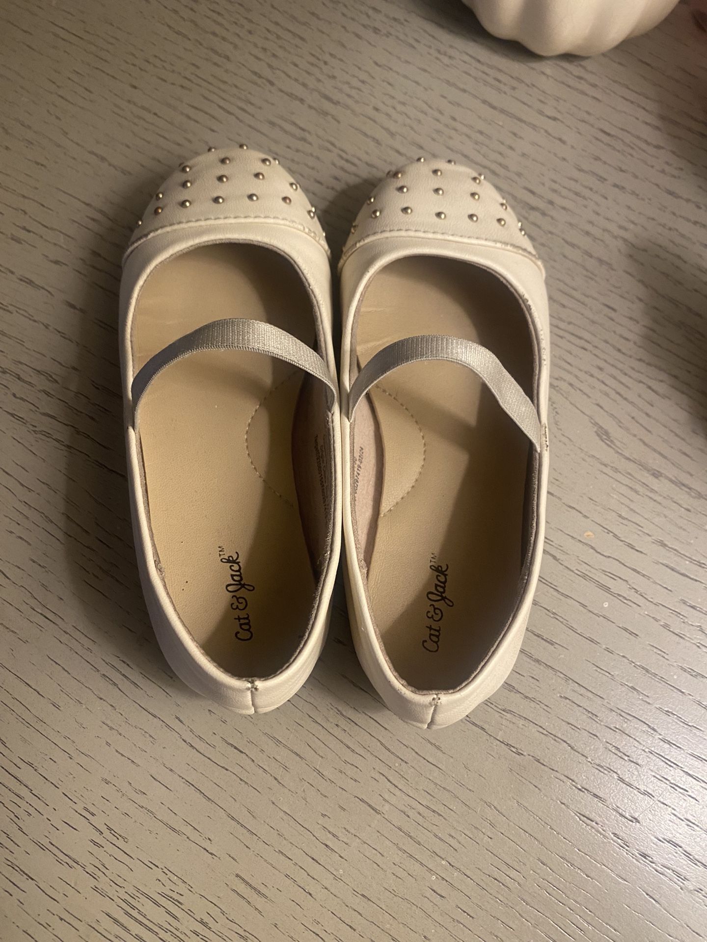 Girl Flats