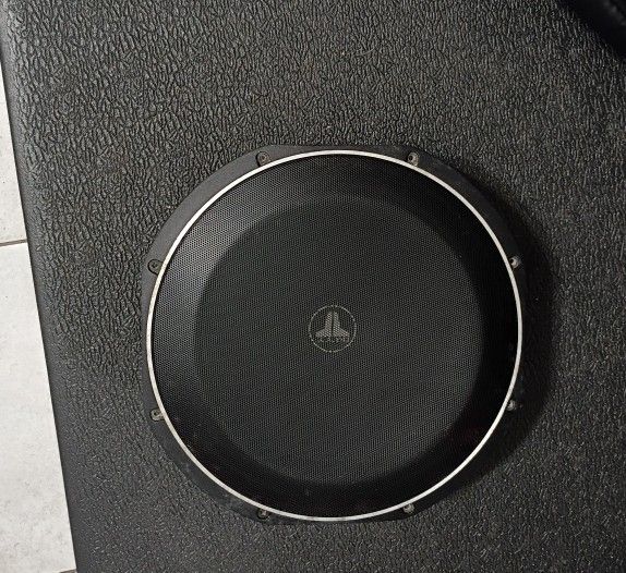 JL Audio 12TW1