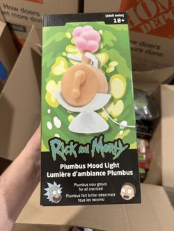 Brand New In Box Rare Collectible Rick And Morty Plumbus Mood Light Lumière d'ambiance Plumbus Adult Swim 2021 For $150