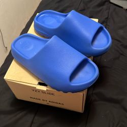 Yeezy slides
