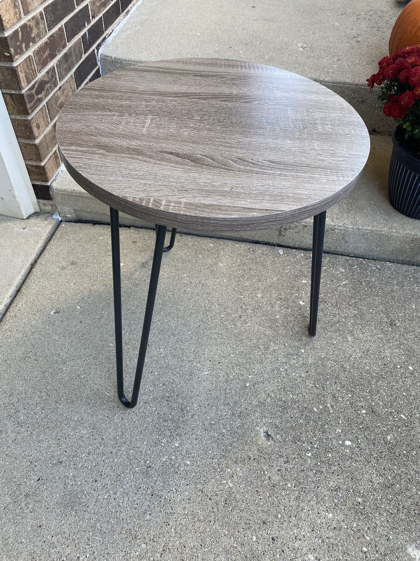 Target Threshold  Hairpin Legs end table