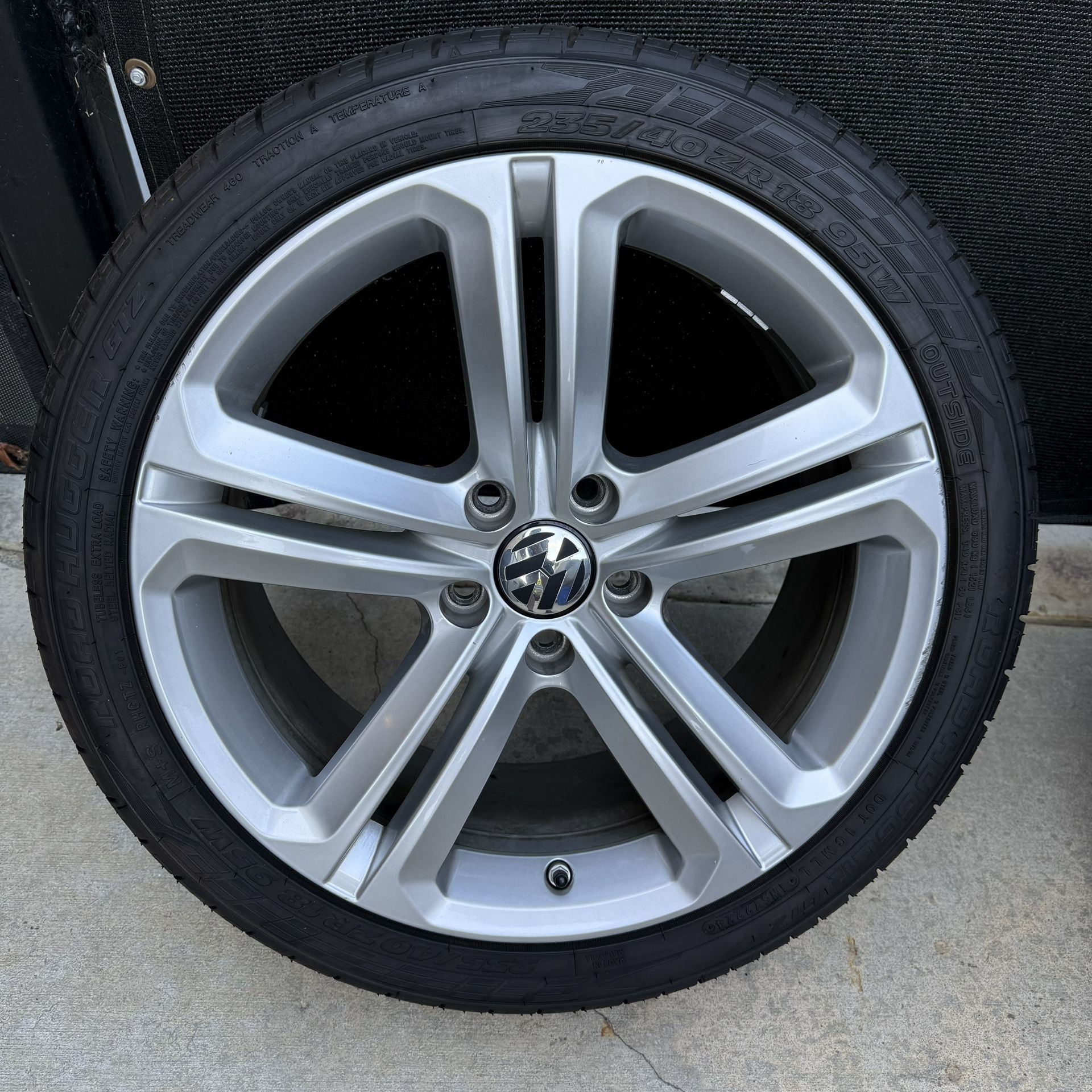 Volkswagen OEM wheels And Tires Passat CC Jetta 