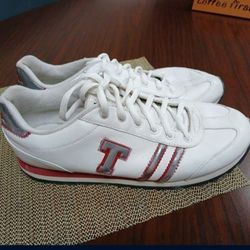 Vintage Tommy Hilfiger Leather Sneakers 9