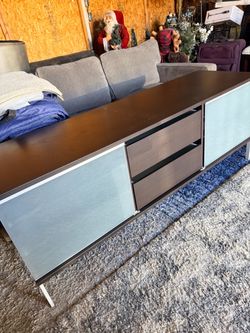 Tobo TV Stand in Cappuccino (W67"D20"H26")