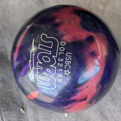 Storm Tropical Surge 14lb Bowling Ball! Like New.