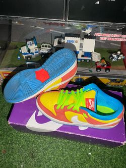 Bart dunks SB