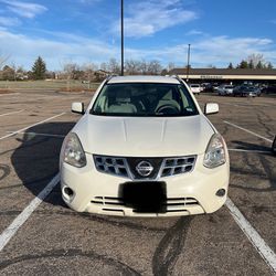 Nissan Rogue White SUV - Clean Title, Wireless Apple CarPlay/Android Auto, Birds Eye View Camera System