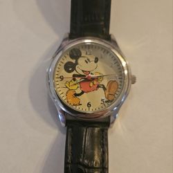 MICKEY MOUSE WOMEN'S WATCH, NEW BATTERY 