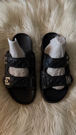 11.5 w torrid sandals