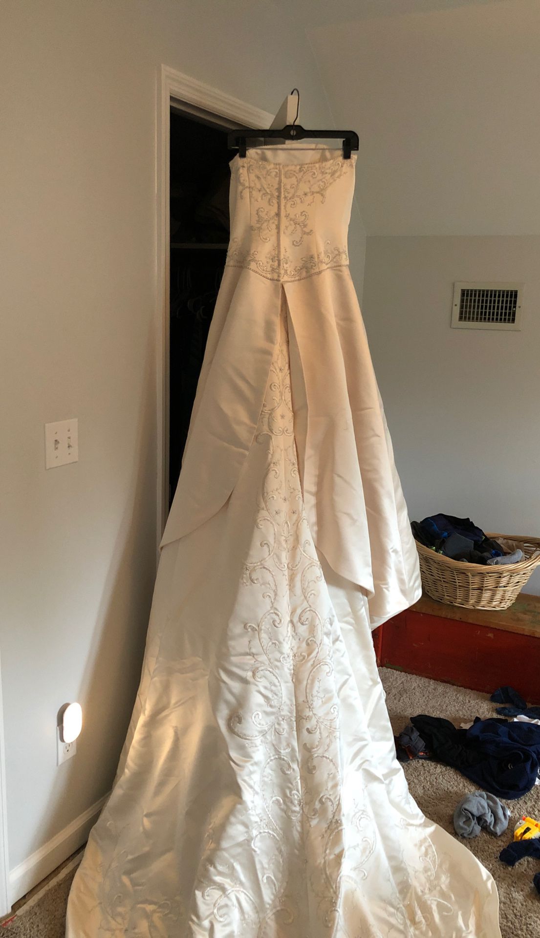 Wedding dress