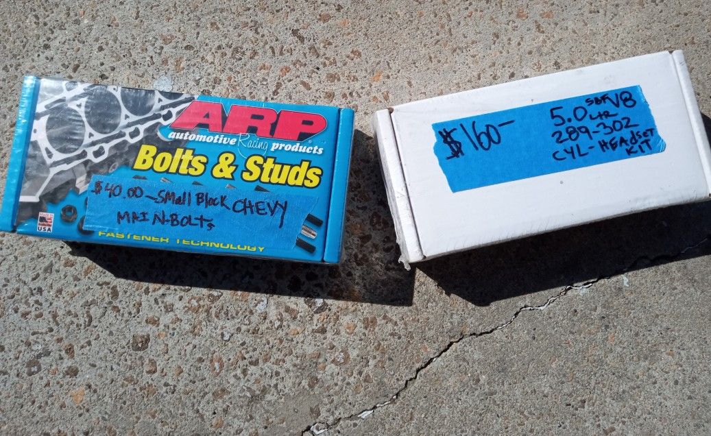 SBF 289 302 Cylinder Head Bolt Kit