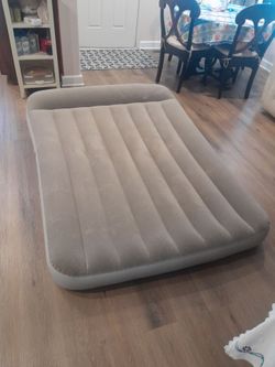 Air Bed nothing wrong pick up only